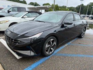 Used 2022 Hyundai Elantra Limited image 1