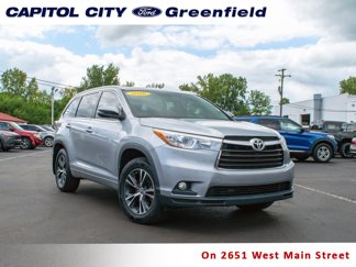 Used 2016 Toyota Highlander XLE image 1