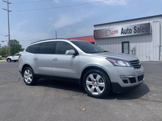 Used 2017 Chevrolet Traverse LT w/ Style and Technology Package image 1