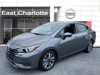 Used 2023 Nissan Versa SV image 1