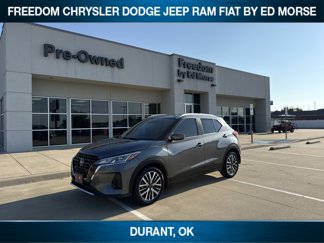 Used 2024 Nissan Kicks SV image 1
