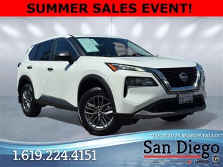Used 2022 Nissan Rogue S image 1