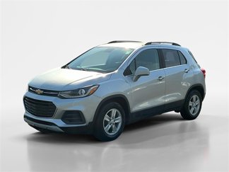 Used 2018 Chevrolet Trax LT w/ LT Convenience Package image 1