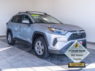 Used 2022 Toyota RAV4 XLE image 1