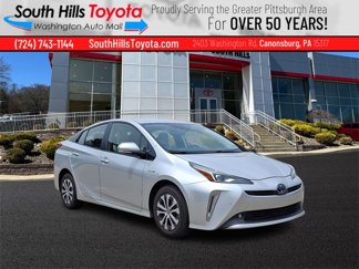 Used 2020 Toyota Prius XLE image 1