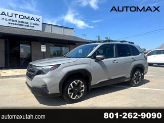 Used 2025 Subaru Forester Premium image 1