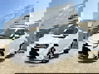 Used 2022 Toyota Corolla LE image 1