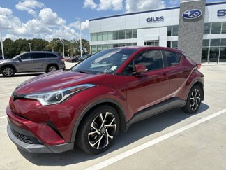 Used 2018 Toyota C-HR XLE image 1