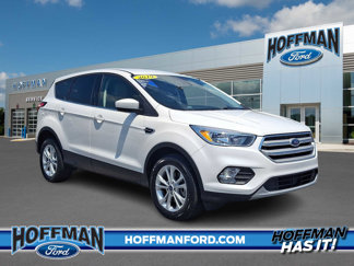 Certified 2019 Ford Escape SE image 1
