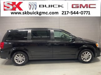 Used 2016 Dodge Grand Caravan SXT w/ Rear Park Assist Package image 1