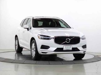 Used 2018 Volvo XC60 T5 Momentum w/ Convenience Package image 1