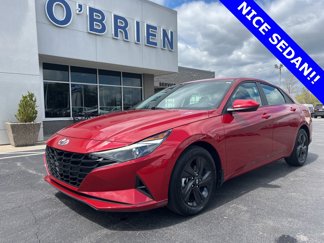 Used 2022 Hyundai Elantra SEL image 1