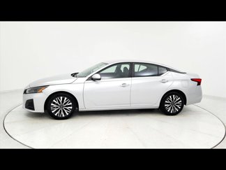 Used 2023 Nissan Altima 2.5 SV image 1
