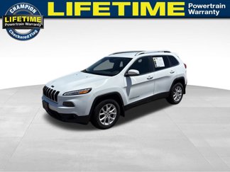 Used 2016 Jeep Cherokee Latitude image 1