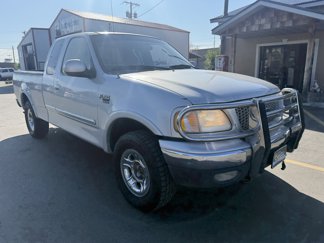 Used 1999 Ford F150 XLT image 1