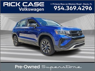 Certified 2022 Volkswagen Taos S image 1