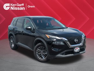 Used 2023 Nissan Rogue S image 1