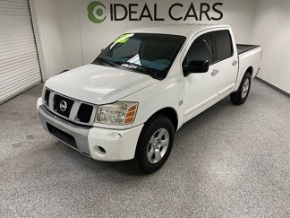 Used 2004 Nissan Titan SE image 1