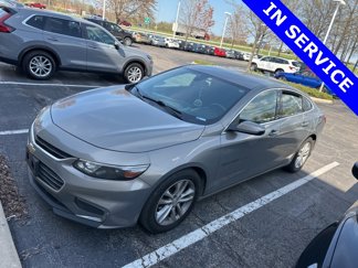 Used 2017 Chevrolet Malibu LT image 1