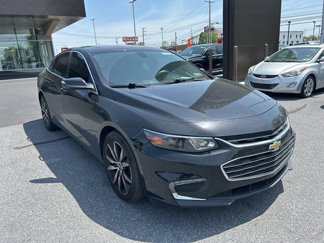 Used 2017 Chevrolet Malibu LT w/ Leather Package image 1