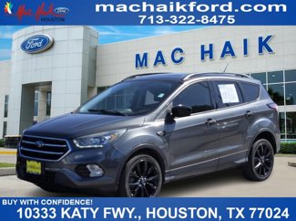 Certified 2017 Ford Escape SE w/ Equipment Group 201A image 1