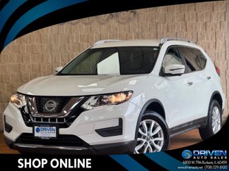 Used 2017 Nissan Rogue SV w/ SV Premium Package image 1