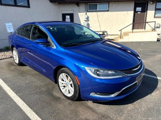 Used 2015 Chrysler 200 Limited w/ Convenience Group image 1