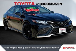 Used 2023 Toyota Camry XSE image 1