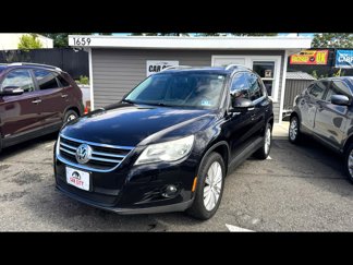 Used 2011 Volkswagen Tiguan S image 1