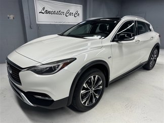 Used 2018 INFINITI QX30 Premium w/ Cargo Package image 1