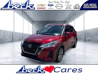 Used 2022 Nissan Kicks SV image 1