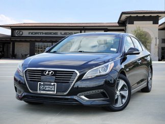 Used 2017 Hyundai Sonata Limited w/ Ultimate Package 02 image 1