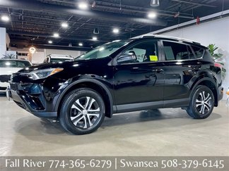Used 2016 Toyota RAV4 LE image 1