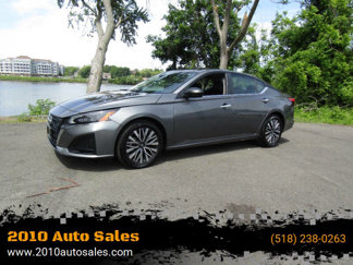 Used 2024 Nissan Altima 2.5 SV image 1