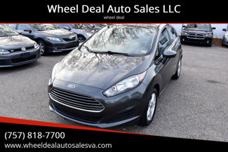 Used 2018 Ford Fiesta SE image 1