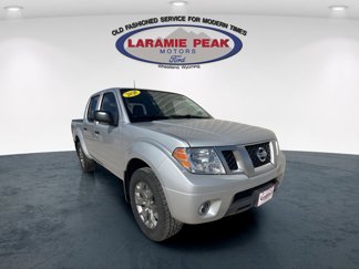 Used 2020 Nissan Frontier SV image 1