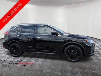 Used 2020 Nissan Rogue SV image 1
