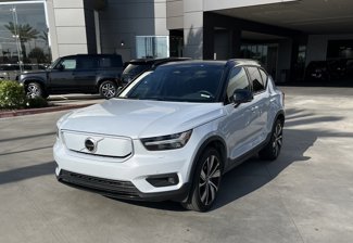 Used 2022 Volvo XC40 P8 Recharge Plus image 1