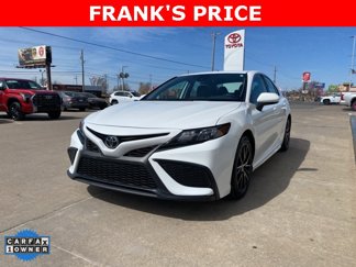 Used 2023 Toyota Camry SE image 1