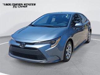 Used 2023 Toyota Corolla LE image 1