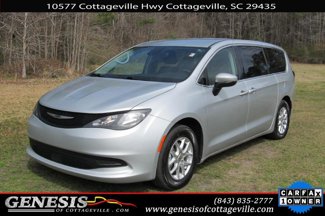 Used 2023 Chrysler Voyager LX image 1
