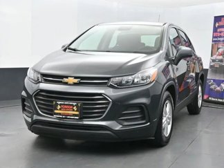Used 2019 Chevrolet Trax LS image 1