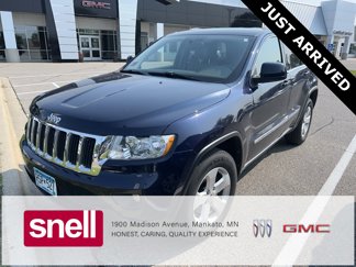 Used 2012 Jeep Grand Cherokee Laredo image 1