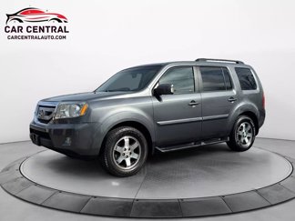 Used 2011 Honda Pilot Touring image 1