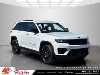 Used 2024 Jeep Grand Cherokee Altitude image 1