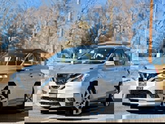 Used 2017 Nissan Sentra SV image 1