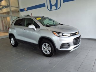 Used 2019 Chevrolet Trax LT w/ LT Convenience Package image 1