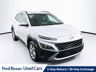Used 2023 Hyundai Kona SEL image 1