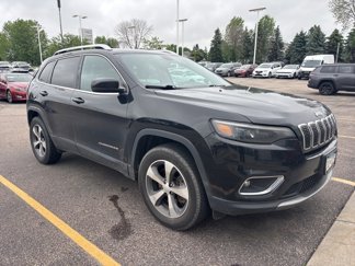 Used 2019 Jeep Cherokee Limited image 1