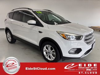 Used 2018 Ford Escape SE image 1